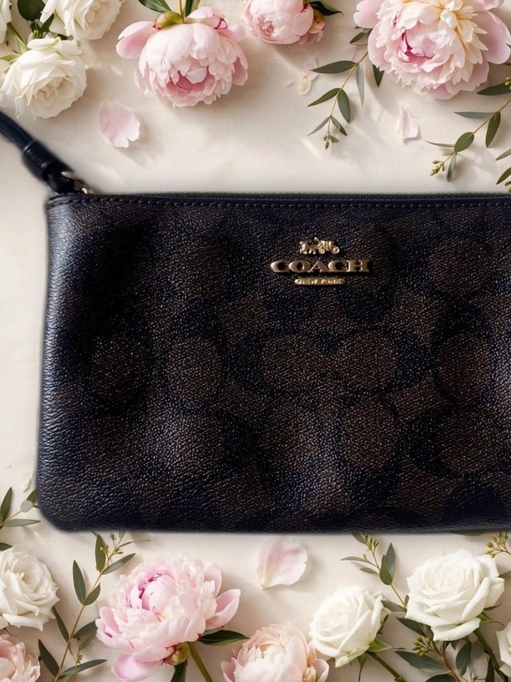 Coach Brown Black Signature Canvas Corner Zip Wristlet Gold Hardware
